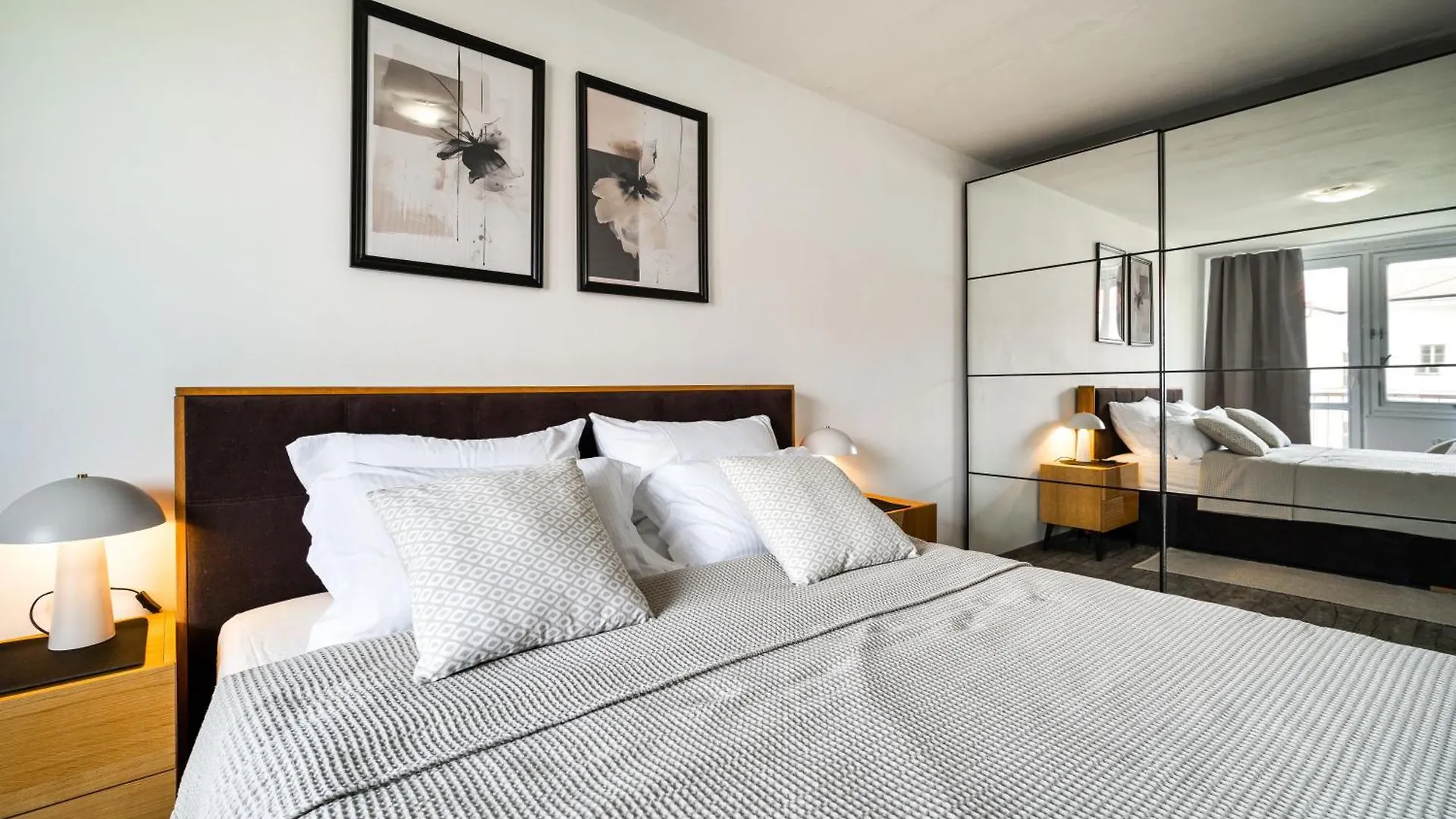 Boutique Apartment Zahrebska 프라하 0*,  체코