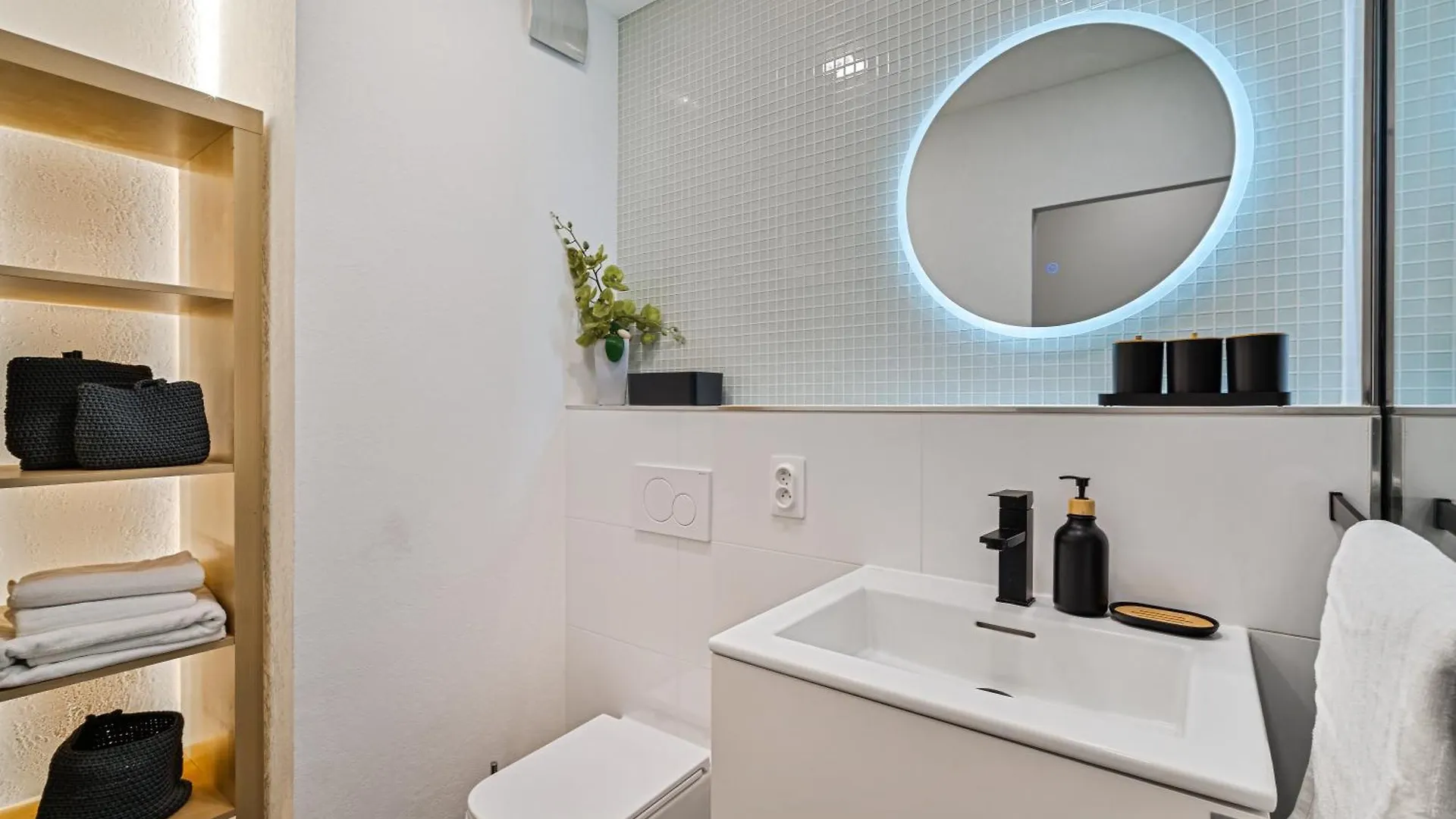 Boutique Apartment Zahrebska 프라하