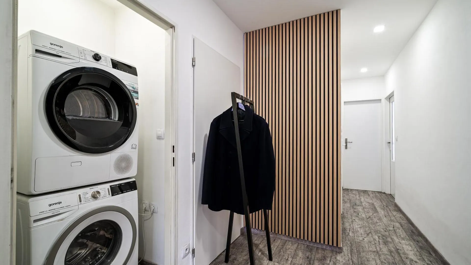 Boutique Apartment Zahrebska 프라하 0*,